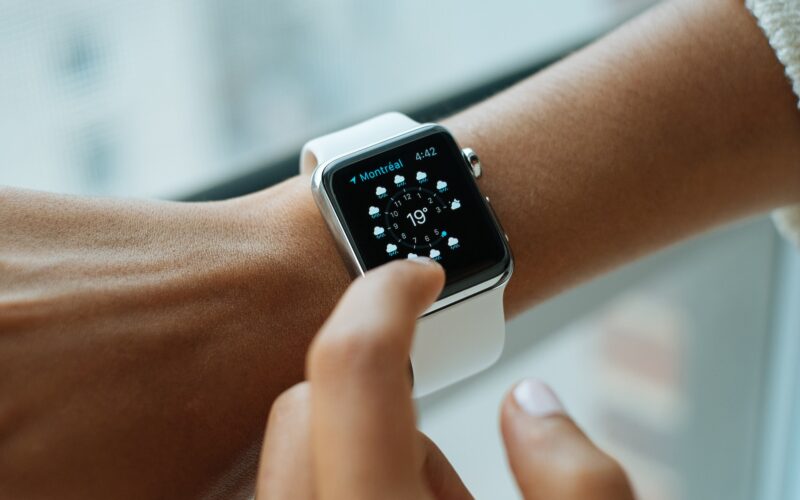 Hur Zoomar man ut på Apple Watch?